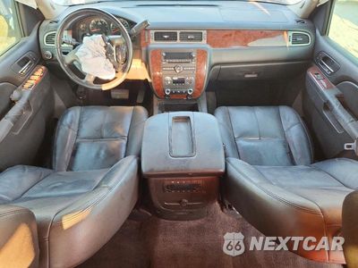 Zdjęcie 8 z 14 samochodu: 2012 CHEVROLET TAHOE C1500 LT VIN:1GNSCBE0XCR324908 - miniatura