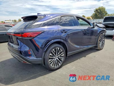 Trzecie zdjęcie samochodu z tyłu: 2025 LEXUS RX 350H PREMIUM+ VIN:2T2BBMCA5SC074050 - miniatura