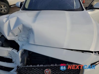 Zdjęcie 12 z 13 samochodu: 2017 JAGUAR F-PACE PREMIUM VIN:SADCJ2BV6HA889699 - miniatura