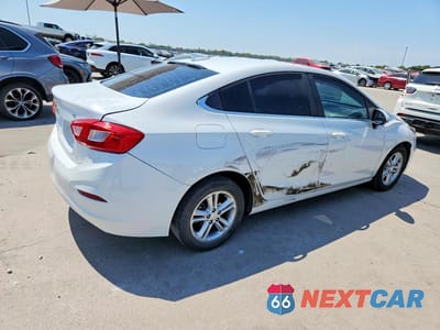 Trzecie zdjęcie samochodu z tyłu: 2017 CHEVROLET CRUZE LT VIN:1G1BE5SM6H7204174 - miniatura