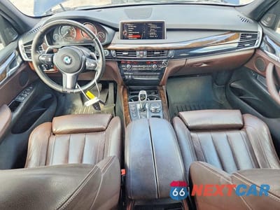 Zdjęcie 8 z 13 samochodu: 2015 BMW X5 XDRIVE35D VIN:5UXKS4C59F0N07892 - miniatura