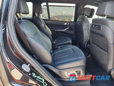 Zdjęcie 11 z 14 samochodu: 2021 BMW X7 XDRIVE40I VIN:5UXCW2C01M9F60115 - miniatura