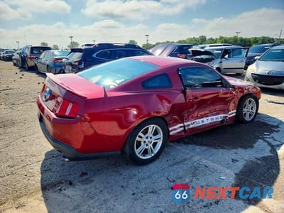 Trzecie zdjęcie samochodu z tyłu: 2012 FORD MUSTANG VIN:1ZVBP8AM7C5278726 - miniatura
