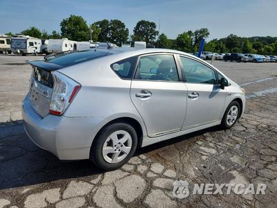 Trzecie zdjęcie samochodu z tyłu: 2011 TOYOTA PRIUS TWO VIN:JTDKN3DU4B0281411 - miniatura