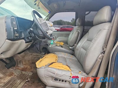 Zdjęcie 7 z 12 samochodu: 1995 CHEVROLET TAHOE C1500 VIN:1GNEC13K6SJ376450 - miniatura