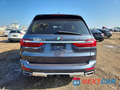 Zdjęcie 6 z 13 samochodu: 2019 BMW X7 XDRIVE40I VIN:5UXCW2C55KL089580 - miniatura
