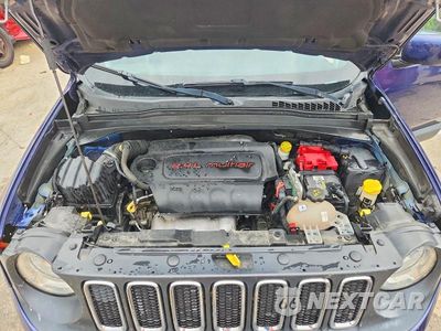 Zdjęcie 12 z 14 samochodu: 2018 JEEP RENEGADE LATITUDE VIN:ZACCJABB1JPH63672 - miniatura