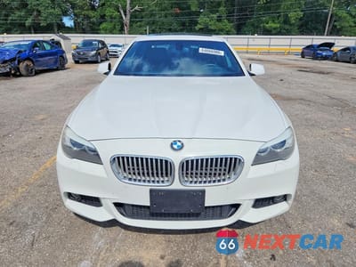 Piąte zdjęcie samochodu w środku: 2011 BMW 550 XI VIN:WBAFU9C57BC786176 - miniatura