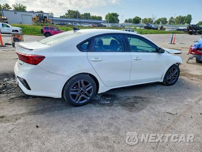 Trzecie zdjęcie samochodu z tyłu: 2020 KIA FORTE GT LINE VIN:3KPF34AD5LE195678 - miniatura