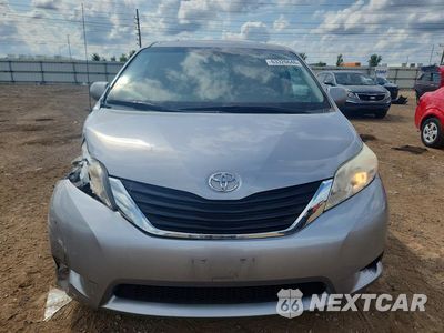 Piąte zdjęcie samochodu w środku: 2011 TOYOTA SIENNA LE VIN:5TDKK3DCXBS019129 - miniatura