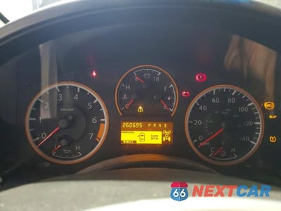 Zdjęcie 9 z 12 samochodu: 2013 NISSAN TITAN SV VIN:1N6AA0ECXDN306407 - miniatura