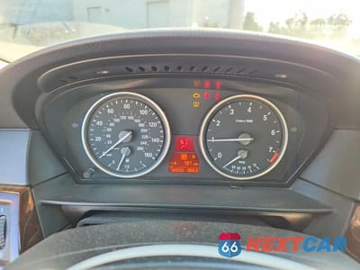 Zdjęcie 9 z 12 samochodu: 2008 BMW 528 I VIN:WBANU53558C114405 - miniatura
