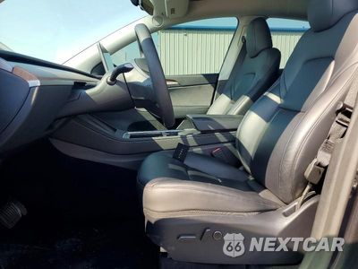 Zdjęcie 7 z 14 samochodu: 2024 TESLA MODEL Y VIN:7SAYGDEE2RF116893 - miniatura
