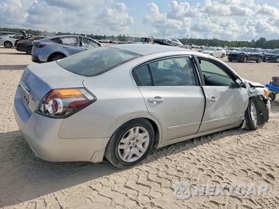 Trzecie zdjęcie samochodu z tyłu: 2011 NISSAN ALTIMA 2.5 VIN:1N4AL2AP0BN427984 - miniatura