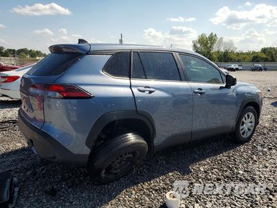 Trzecie zdjęcie samochodu z tyłu: 2026 TOYOTA COROLLA CROSS L VIN:7MUAAAAG7TV159897 - miniatura