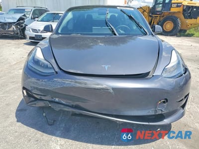 Piąte zdjęcie samochodu w środku: 2022 TESLA MODEL 3 VIN:5YJ3E1EA4NF191243 - miniatura