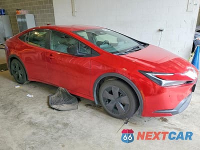 Czwarte zdjęcie samochodu z boku: 2024 TOYOTA PRIUS LE VIN:JTDACAAU5R3046597 - miniatura