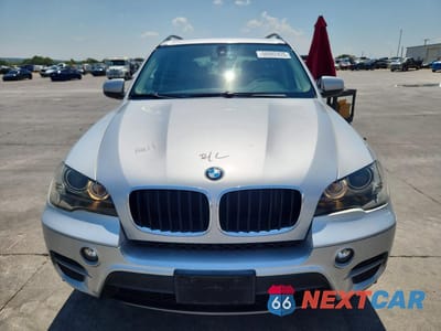 Piąte zdjęcie samochodu w środku: 2011 BMW X5 XDRIVE35I VIN:5UXZV4C55BL414074 - miniatura