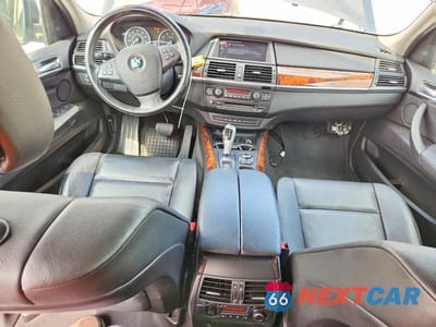 Zdjęcie 8 z 14 samochodu: 2013 BMW X5 XDRIVE35I VIN:5UXZV4C50D0B03207 - miniatura