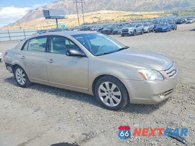 Czwarte zdjęcie samochodu z boku: 2005 TOYOTA AVALON XLS VIN:4T1BK36B65U021945 - miniatura