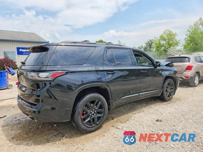 Trzecie zdjęcie samochodu z tyłu: 2020 CHEVROLET TRAVERSE PREMIER VIN:1GNERKKW4LJ226783 - miniatura