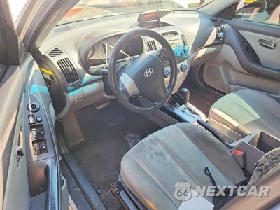 Zdjęcie 8 z 12 samochodu: 2010 HYUNDAI ELANTRA GLS VIN:KMHDU4AD6AU082434 - miniatura