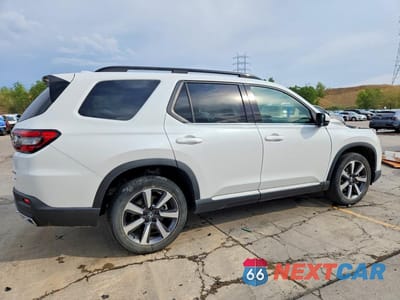Trzecie zdjęcie samochodu z tyłu: 2023 HONDA PILOT ELITE VIN:5FNYG1H81PB001510 - miniatura
