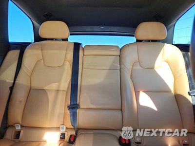 Zdjęcie 10 z 13 samochodu: 2018 VOLVO XC60 T5 INSCRIPTION VIN:YV4102RL1J1043042 - miniatura