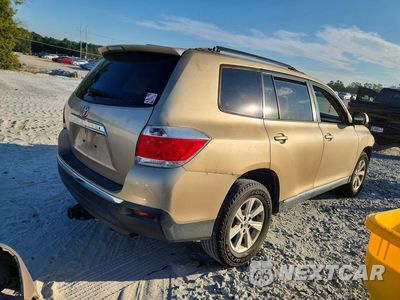 Trzecie zdjęcie samochodu z tyłu: 2012 TOYOTA HIGHLANDER BASE VIN:5TDZK3EH1CS083604 - miniatura