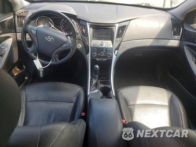Zdjęcie 8 z 12 samochodu: 2012 HYUNDAI SONATA LIMITED 2.0T VIN:5NPEC4AB8CH386761 - miniatura