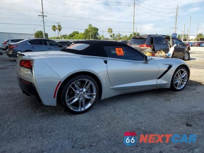 Trzecie zdjęcie samochodu z tyłu: 2018 CHEVROLET CORVETTE STINGRAY 3LT VIN:1G1YF3D7XJ5105006 - miniatura