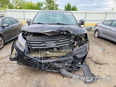 Piąte zdjęcie samochodu w środku: 2017 FORD EXPLORER POLICE INTERCEPTOR VIN:1FM5K8AR7HGC90733 - miniatura