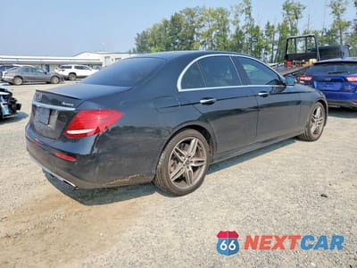 Trzecie zdjęcie samochodu z tyłu: 2020 MERCEDES-BENZ E 450 4MATIC VIN:WDDZF6JB0LA742203 - miniatura