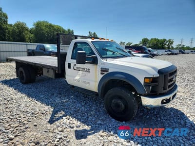 Czwarte zdjęcie samochodu z boku: 2008 FORD F550 SUPER DUTY VIN:1FDAF56R08EA05912 - miniatura