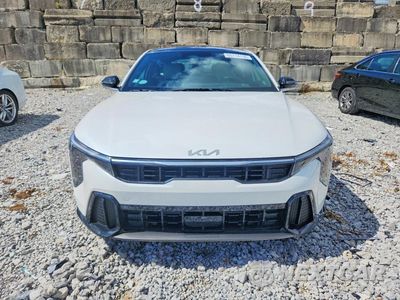 Piąte zdjęcie samochodu w środku: 2026 KIA K4 GT LINE VIN:3KPFW4DE1TE344244 - miniatura