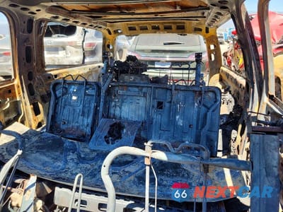 Zdjęcie 10 z 13 samochodu: 2003 GMC YUKON XL C1500 VIN:1GKEC16T83J244213 - miniatura