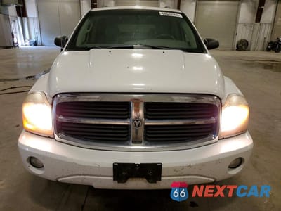Piąte zdjęcie samochodu w środku: 2005 DODGE DURANGO SLT VIN:1D4HB48D25F545796 - miniatura