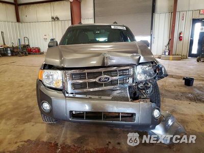 Piąte zdjęcie samochodu w środku: 2009 FORD ESCAPE XLT VIN:1FMCU93739KC85787 - miniatura