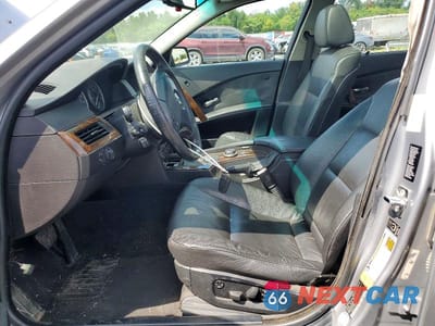 Zdjęcie 7 z 13 samochodu: 2006 BMW 530 XIT VIN:WBANN735X6CN02347 - miniatura