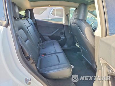 Zdjęcie 10 z 13 samochodu: 2022 TESLA MODEL Y VIN:7SAYGDEE4NA018570 - miniatura