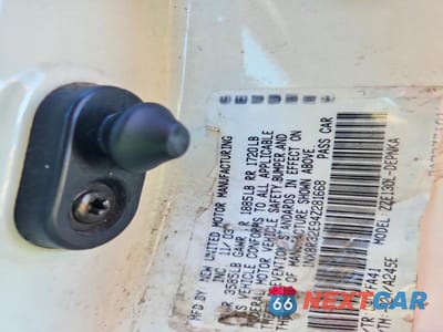 Zdjęcie 12 z 12 samochodu: 2004 TOYOTA COROLLA LE VIN:1NXBR32E94Z281668 - miniatura