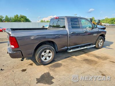 Trzecie zdjęcie samochodu z tyłu: 2018 RAM 1500 ST VIN:1C6RR7FG9JS221619 - miniatura