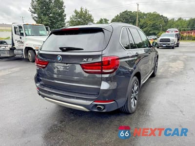 Trzecie zdjęcie samochodu z tyłu: 2017 BMW X5 XDRIVE35I VIN:5UXKR0C58H0V66990 - miniatura