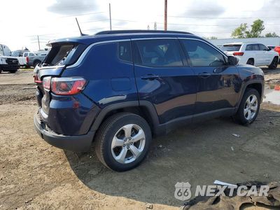 Trzecie zdjęcie samochodu z tyłu: 2019 JEEP COMPASS LATITUDE VIN:3C4NJDBBXKT641364 - miniatura