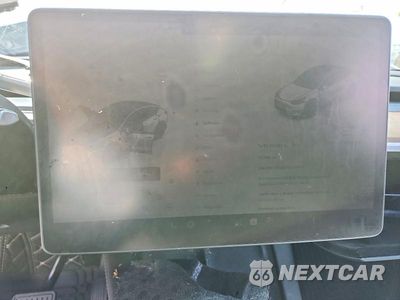 Zdjęcie 9 z 13 samochodu: 2023 TESLA MODEL Y VIN:7SAYGDEE2PA128973 - miniatura