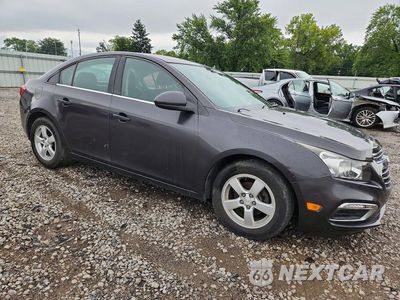 Czwarte zdjęcie samochodu z boku: 2015 CHEVROLET CRUZE LT VIN:1G1PC5SB6F7276161 - miniatura