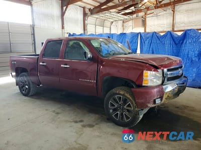Czwarte zdjęcie samochodu z boku: 2009 CHEVROLET SILVERADO K1500 LT VIN:3GCEK23319G174461 - miniatura