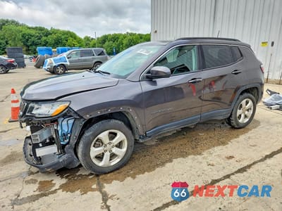 2019 JEEP COMPASS LATITUDE 3C4NJDBB1KT678917 - główne zdjęcie licytacji z USA - miniatura