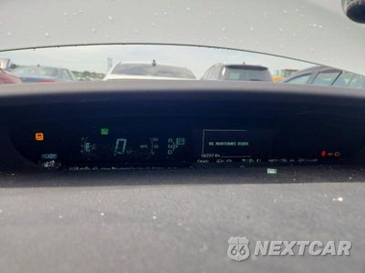 Zdjęcie 9 z 12 samochodu: 2010 TOYOTA PRIUS II VIN:JTDKN3DU0A0064064 - miniatura