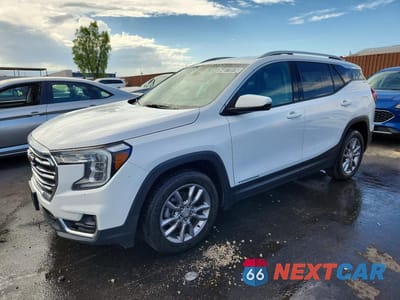 2022 GMC TERRAIN SLT 3GKALPEV2NL188642 - główne zdjęcie licytacji z USA - miniatura